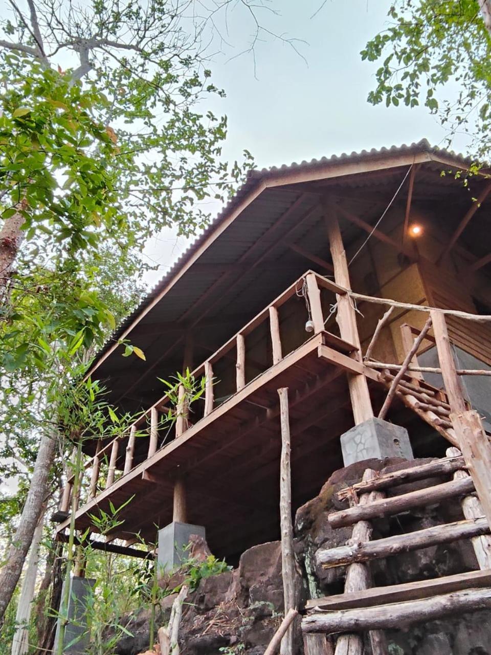 Fandee Island Treehouses & Ziplines - Tad Lo, Bolaven Loop Pakse Ban Kiangtat Extérieur photo